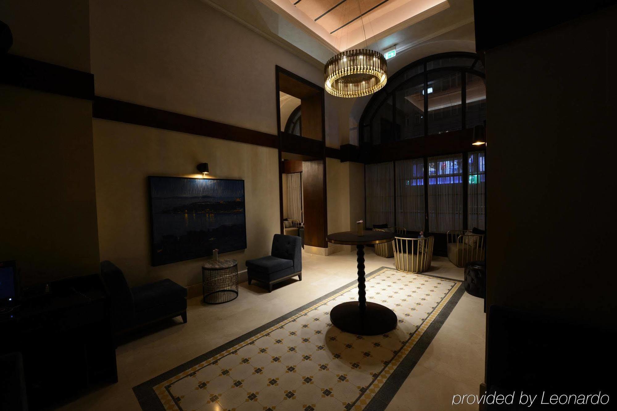 Отель 10 Karakoy Стамбул Экстерьер фото Interior of the hotel